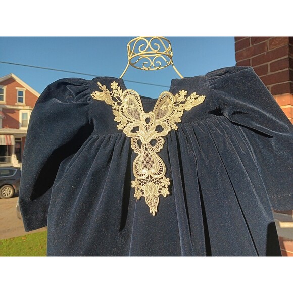 Sz 2T JoLene Girls Vintage 80s Velvet Dress Victorian Style Navy Blue Holiday - Picture 7 of 16